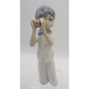 Spanish Porcelain "Photographer" Figurine Casades Porcelanas Spain Lladro Style